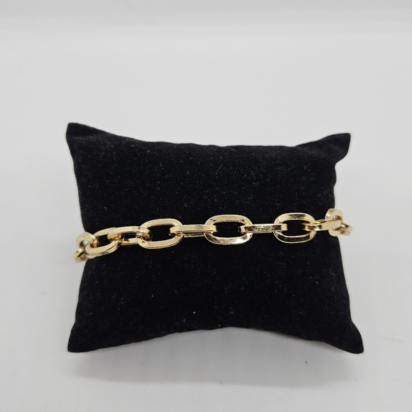 gold tone large link chain bracelet - Picture 1 of 2